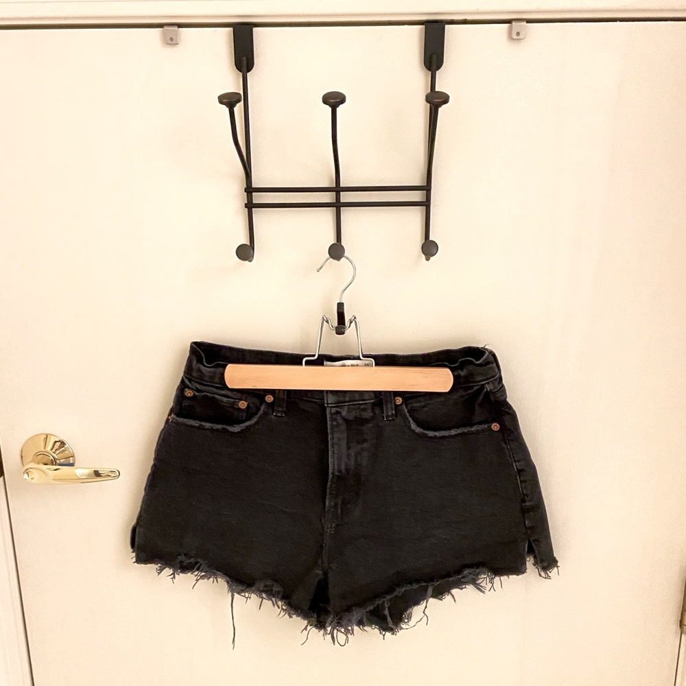 Abercrombie High Rise Mom Short